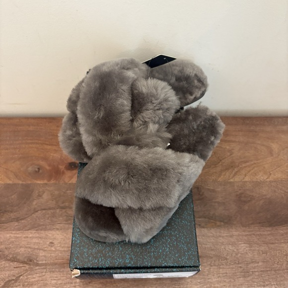 EMU Australia x Free People Mayberry Teddy Cozy Slippers Gray 4 Women 3 Kids NWT - Picture 4 of 15